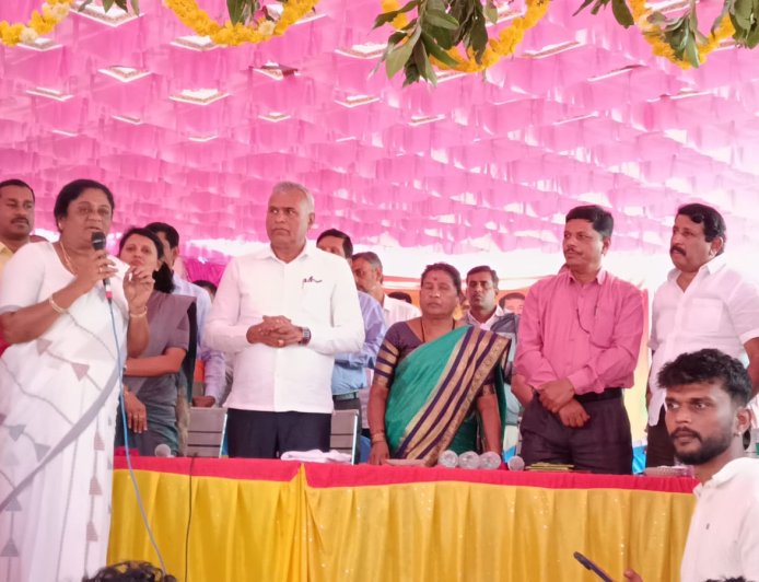 "ಶಾಸಕರು ಹಾಗೂ ತಾಲ್ಲೂಕು ಆಡಳಿತದ ನಡೆ ಗ್ರಾಮದ ಕಡೆ" - ಶಾಸಕ ಕೆವೈ ನಂಜೇಗೌಡ